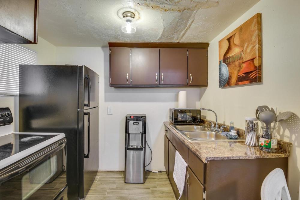El Centro Retreat Near Local Parks and Golf Courses